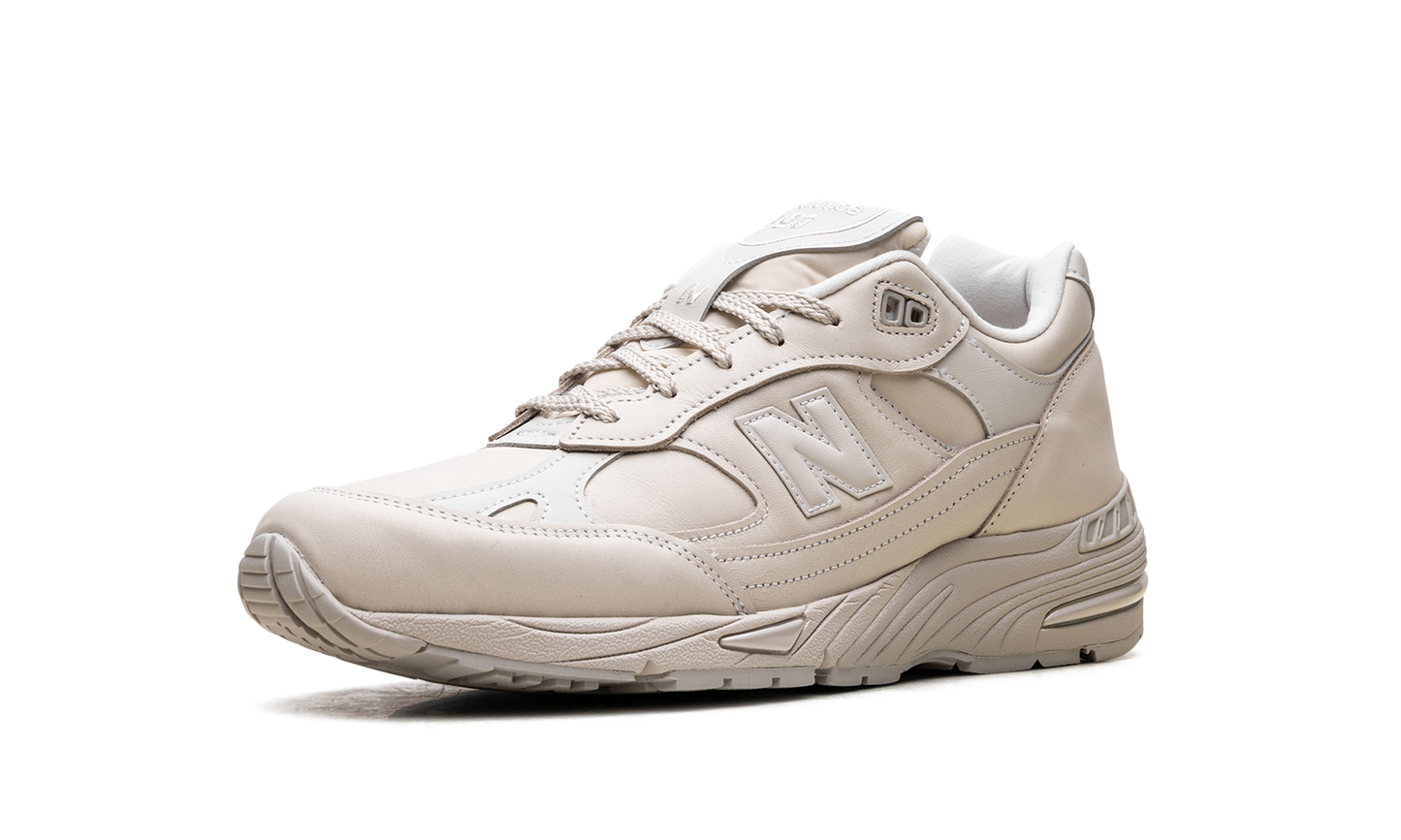 991 "Contemporary Luxe" M991OW