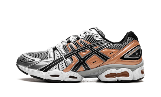 GEL-Nimbus 9 "Sheet Rock / Orange Lily" 1201A424 025