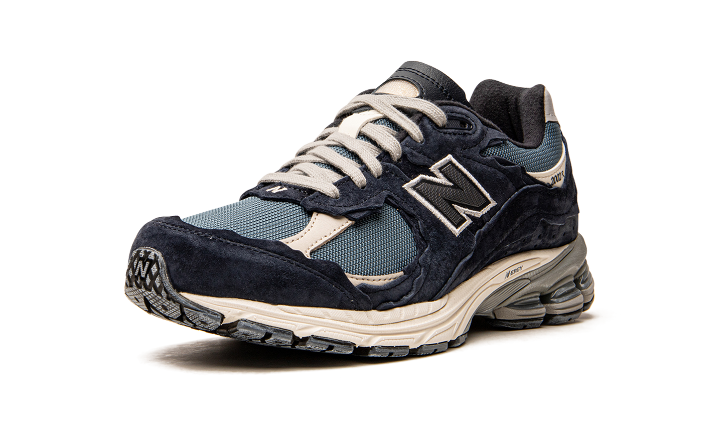 2002R "Protection Pack - Dark Navy" M2002RDF