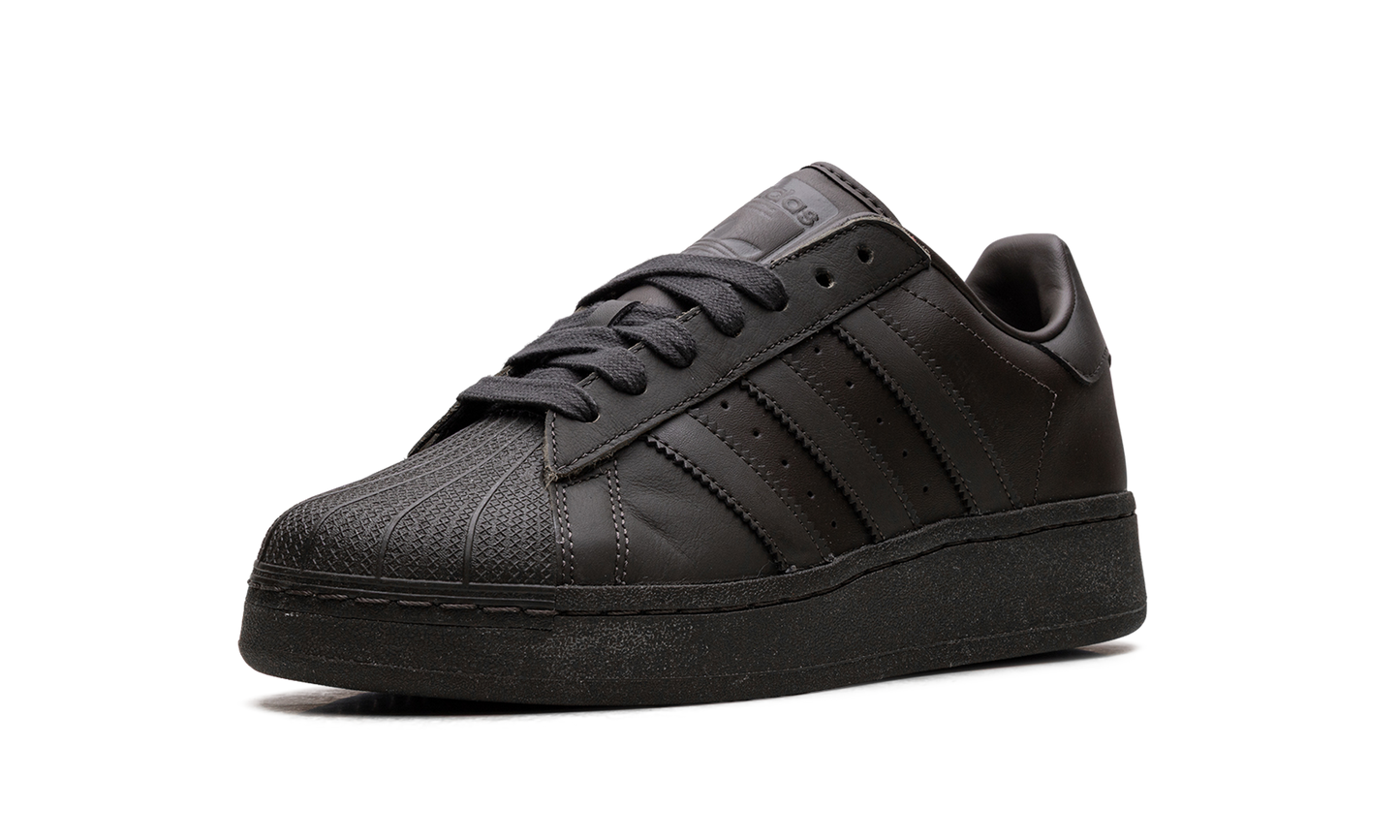 SUPERSTAR XLG "Black" IG0735