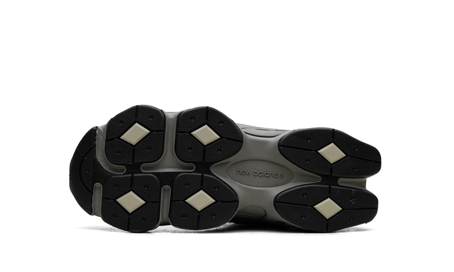 9060 GS "Dark Olivine" GC9060GD