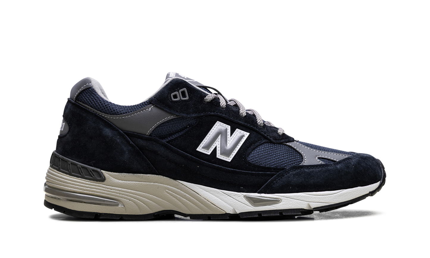 991 "Made in England - Navy" M991NV