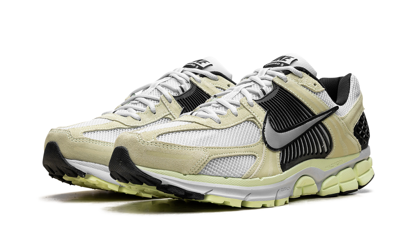 Zoom Vomero 5 "Barely Volt" HF1553 700