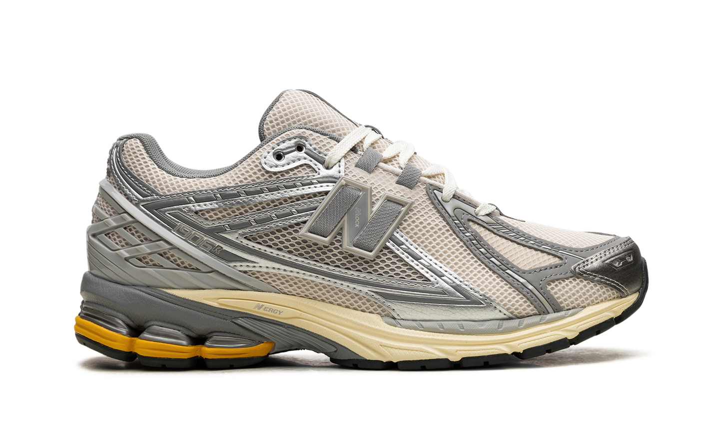 1906R "Metallic Silver Yellow" M1906RRD