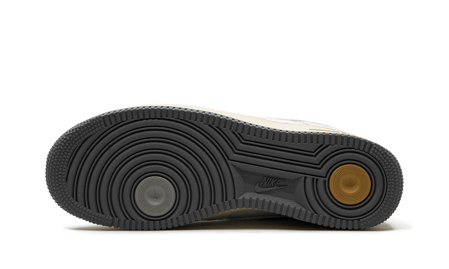 Air Force 1 Low "Classics" DV7183 100