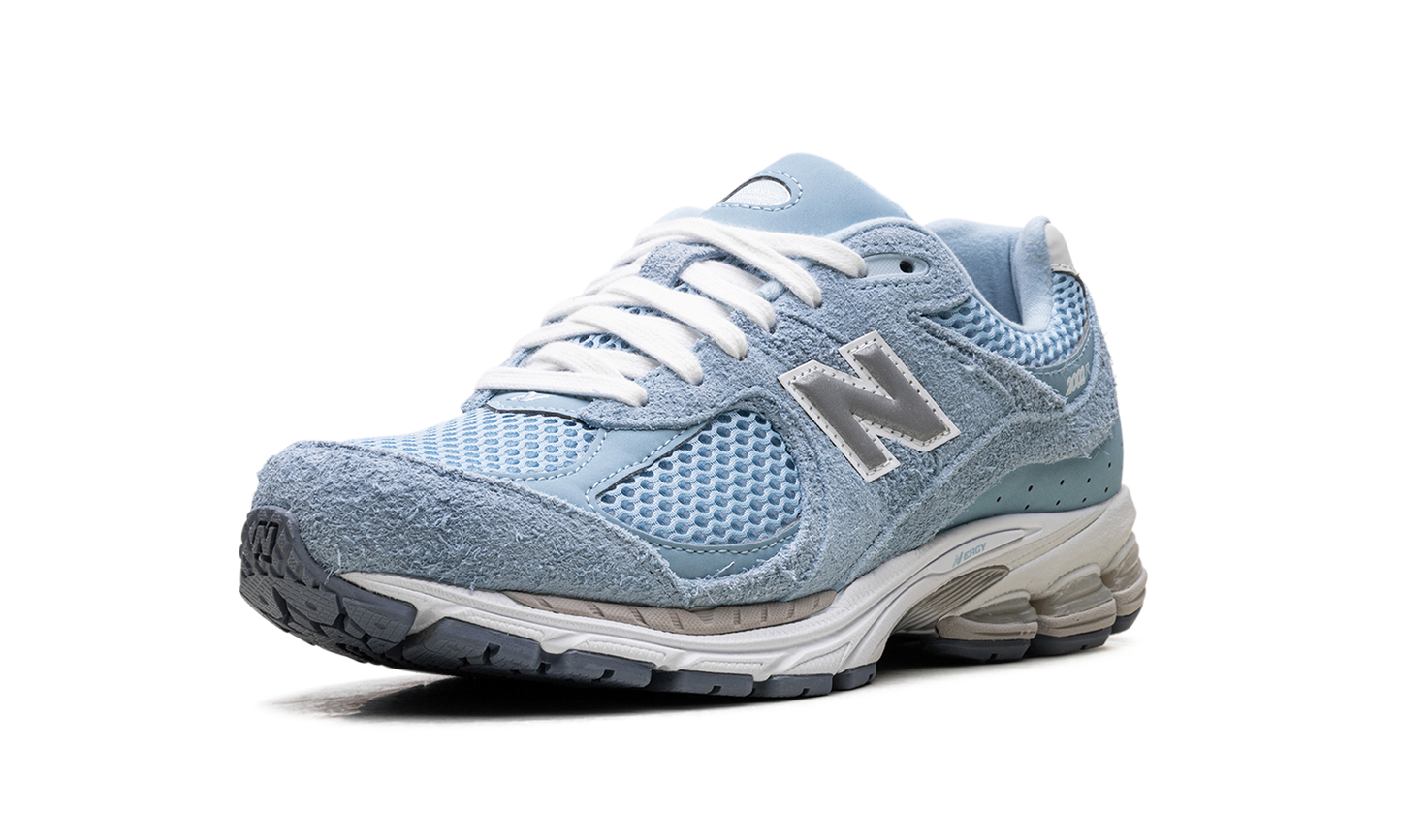 2002R "Bright Sky" M2002RBU