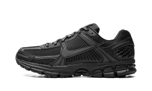 Zoom Vomero 5 "Triple Black" BV1358 003