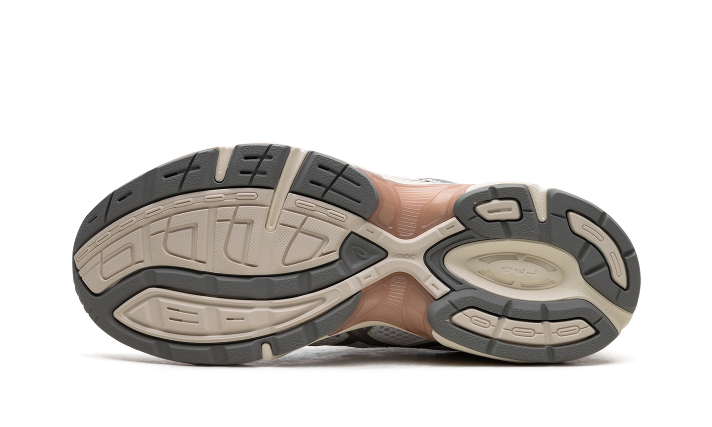 Gel 1130 "White/Clay Grey" 1201A256 112