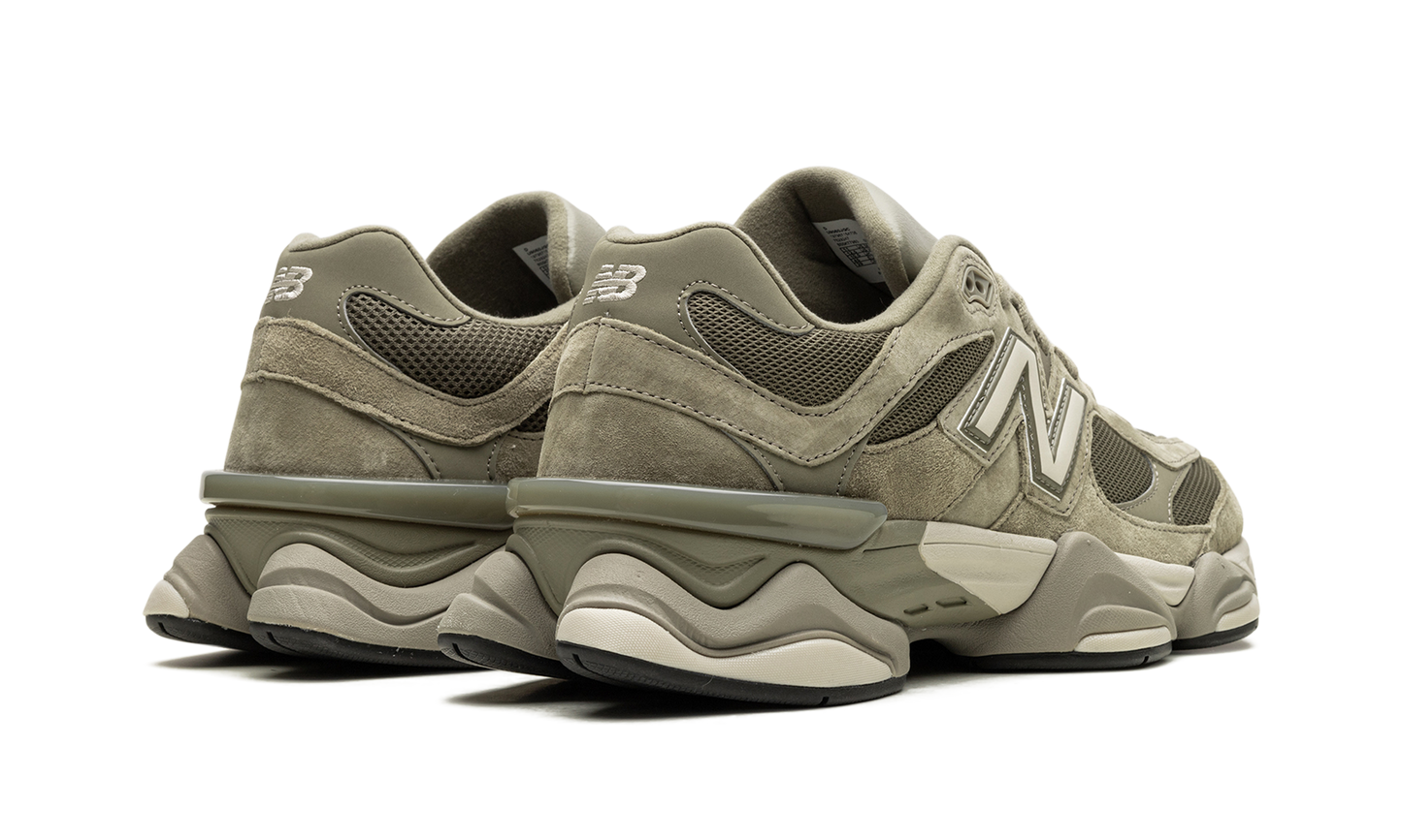 9060 "Covert Green" U9060JGC