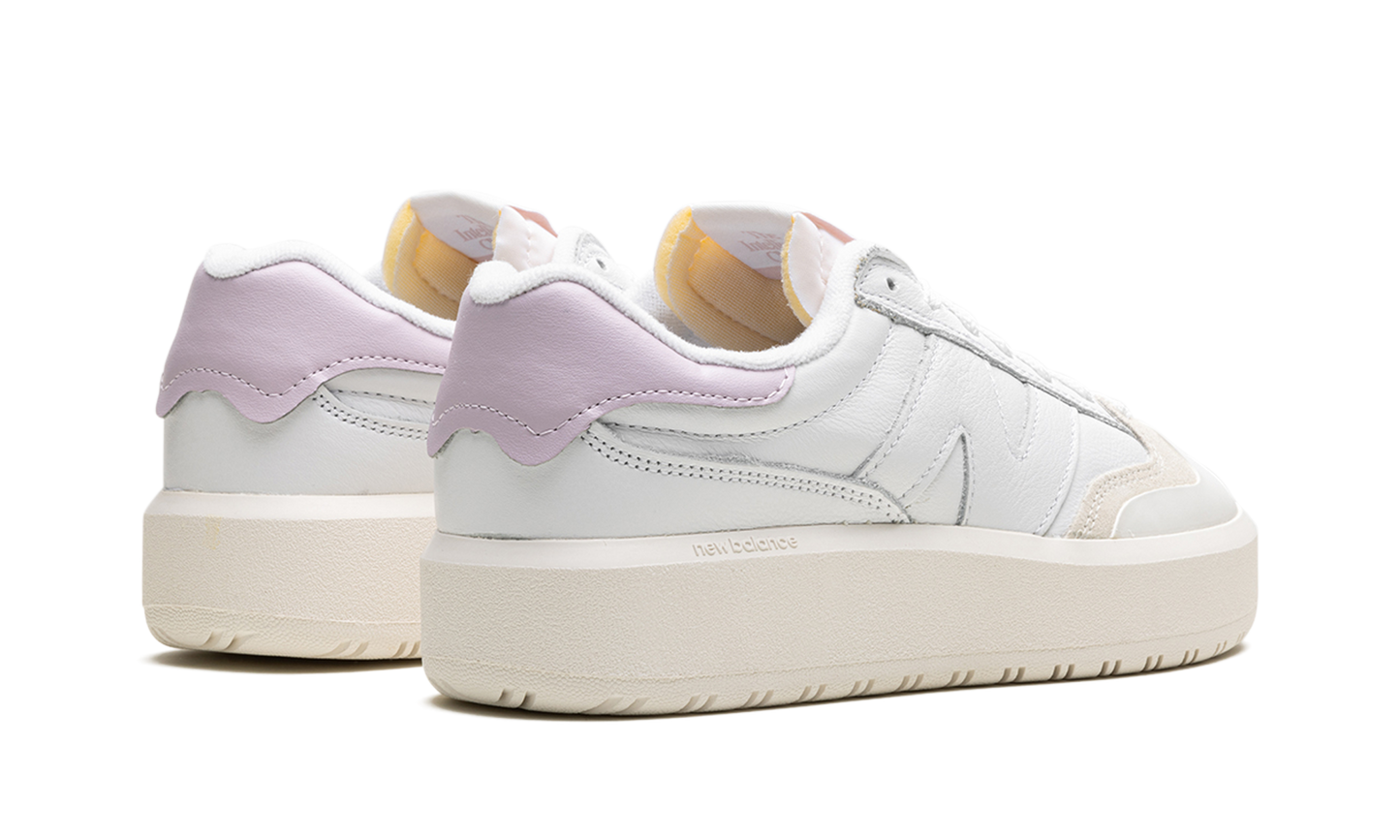 302 WMNS "White Matte Pink" CT302SP