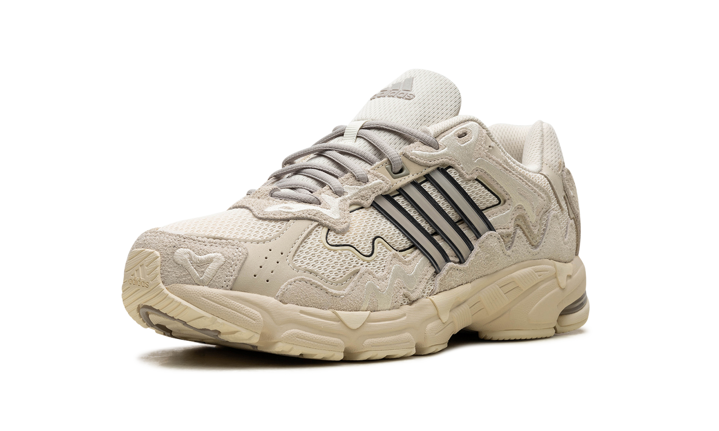 Bad Bunny Response CL "Wonder White" IF7179