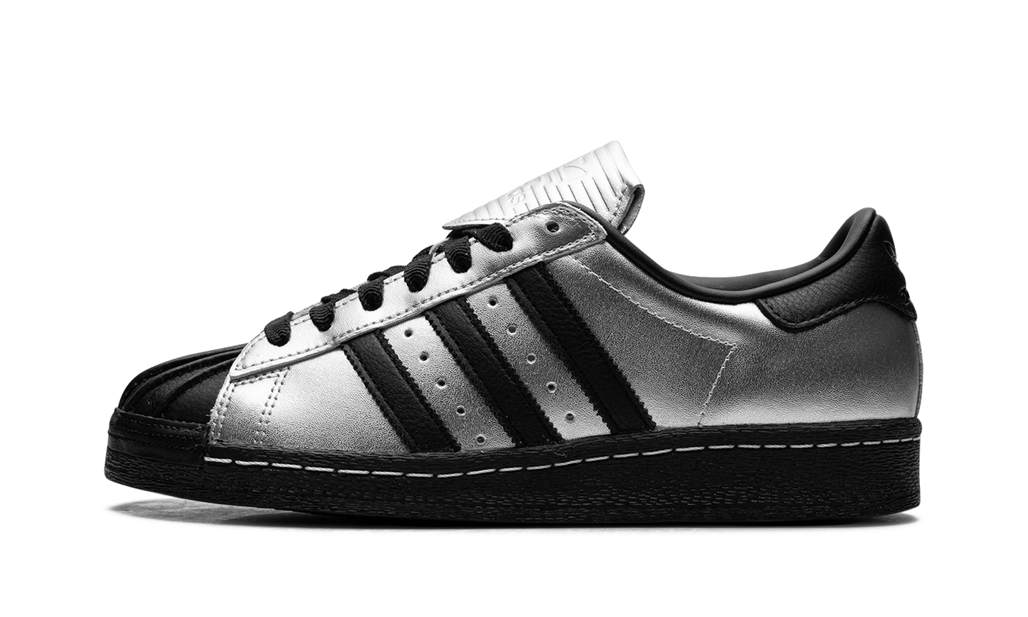 Superstar 82 WMNS "Metallic Silver Black" JH5669