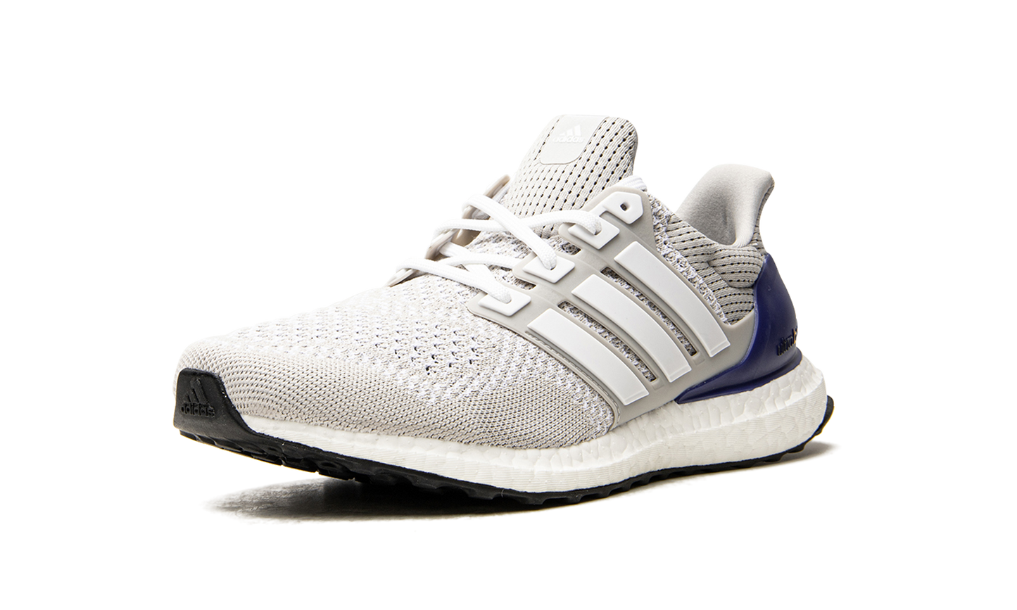 Ultraboost 1.0 DNA "Cloud White / Legacy Indigo"
