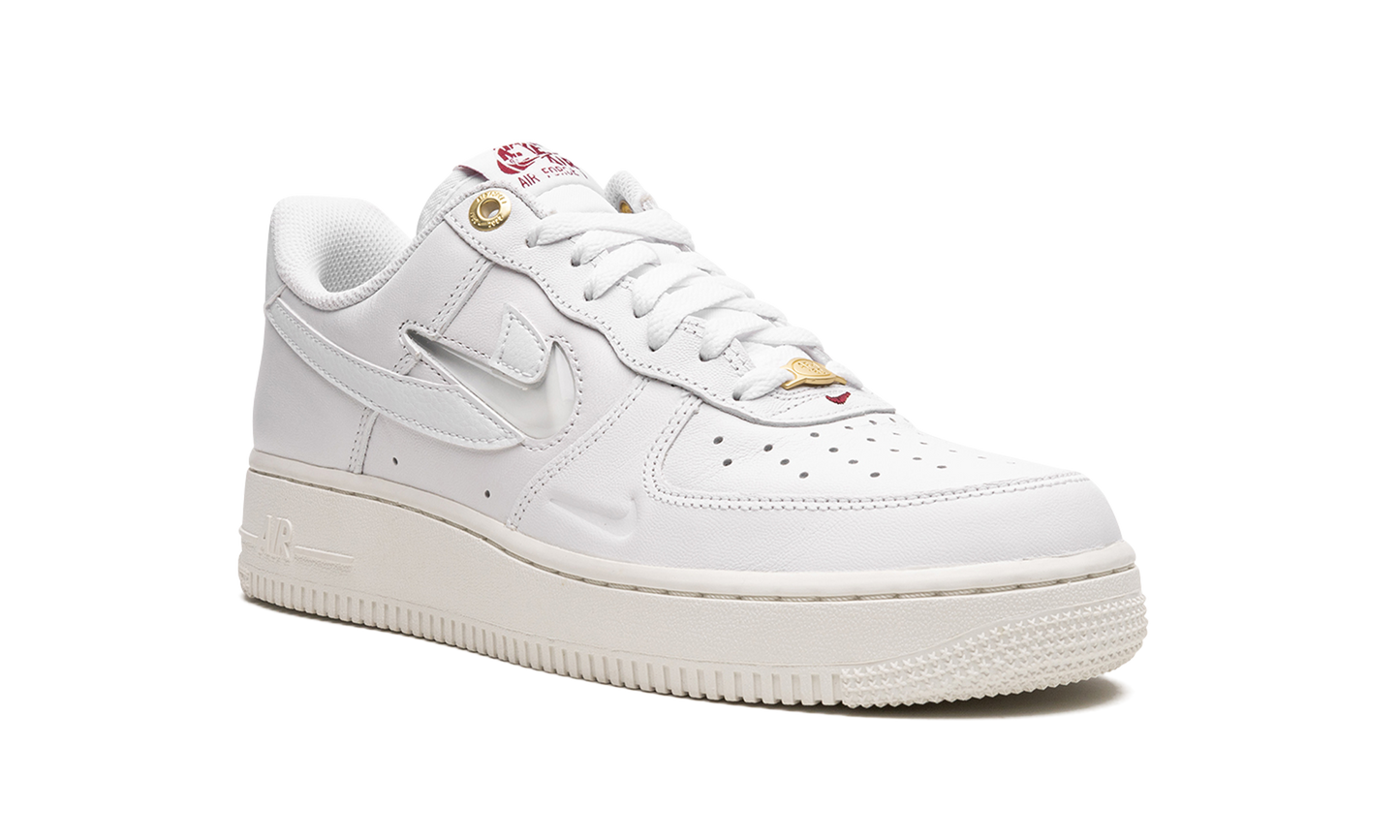 AIR FORCE 1 LO MNS WMNS "Logo Pack - White" DZ5616 100