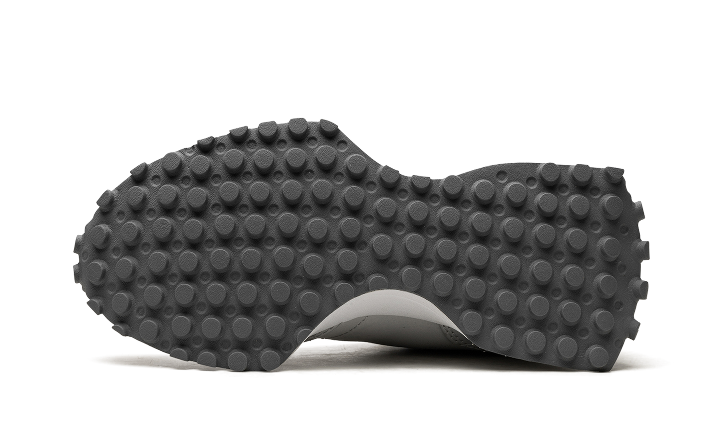 327 WMNS "Light Aluminum Gunmetal" WS327MT1