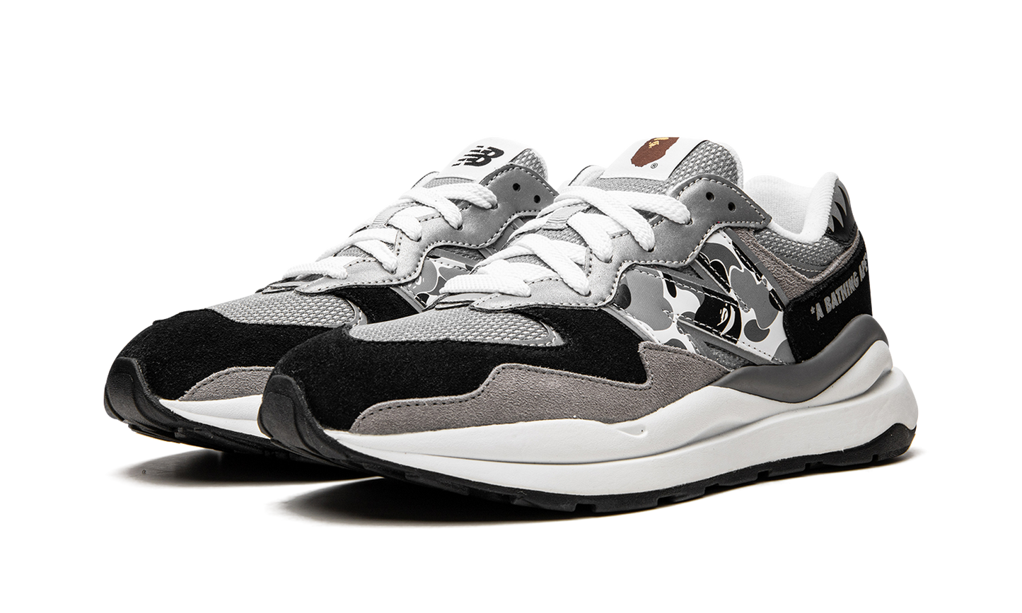 57/40 "Bape x New Balance" M5740BAP