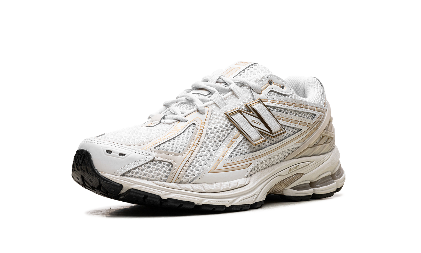 1906R "JD Sports Exclusive Reflection Timberwolf Gold" M1906RJR