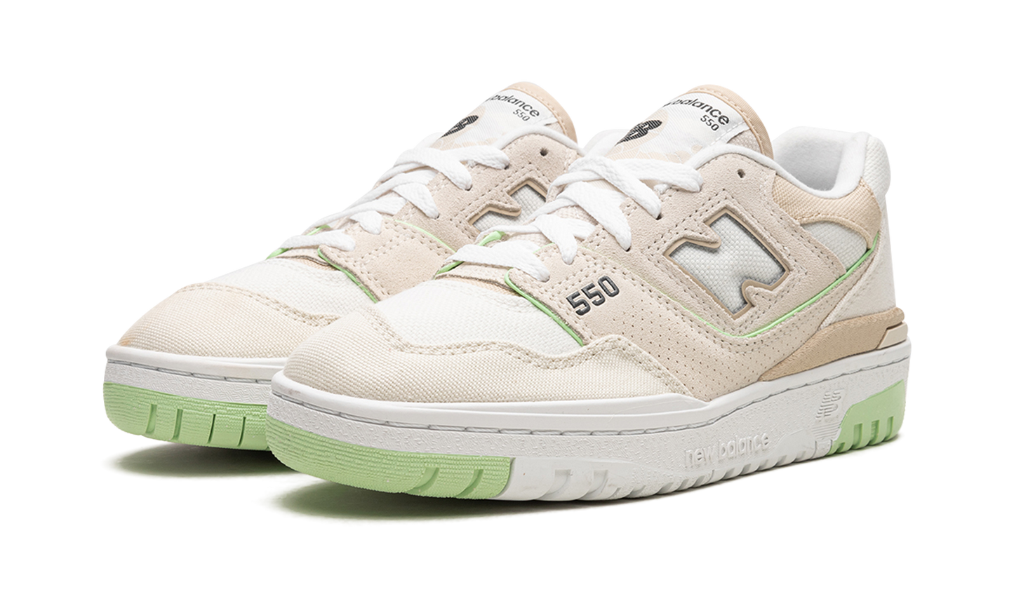 550 WMNS "Turtledove Green Aura"