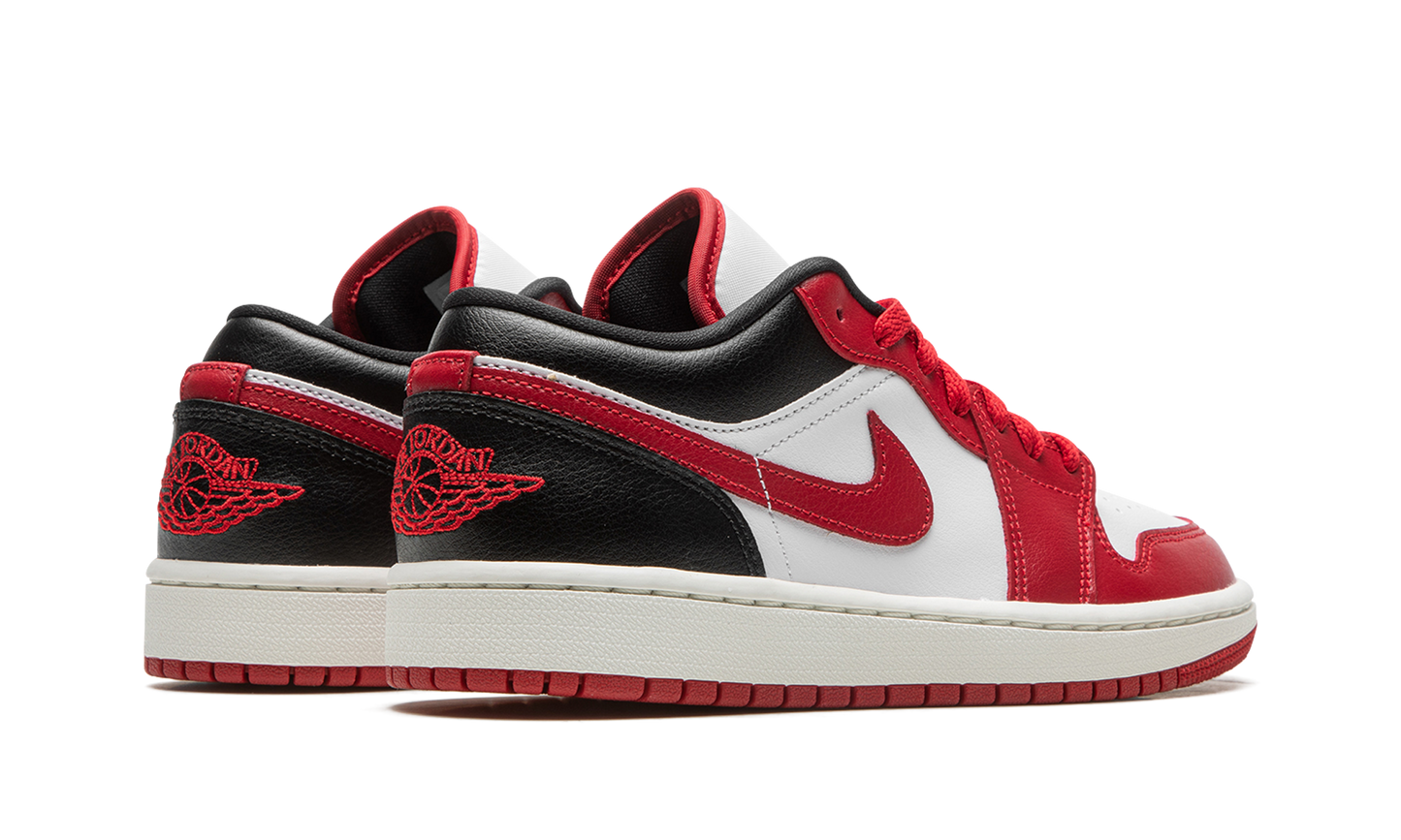 AIR JORDAN 1 LO WMNS "Reverse Black Toe" DC0774 160