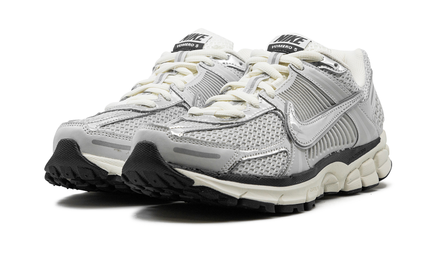 Zoom Vomero 5 "Chrome" HJ3758 001