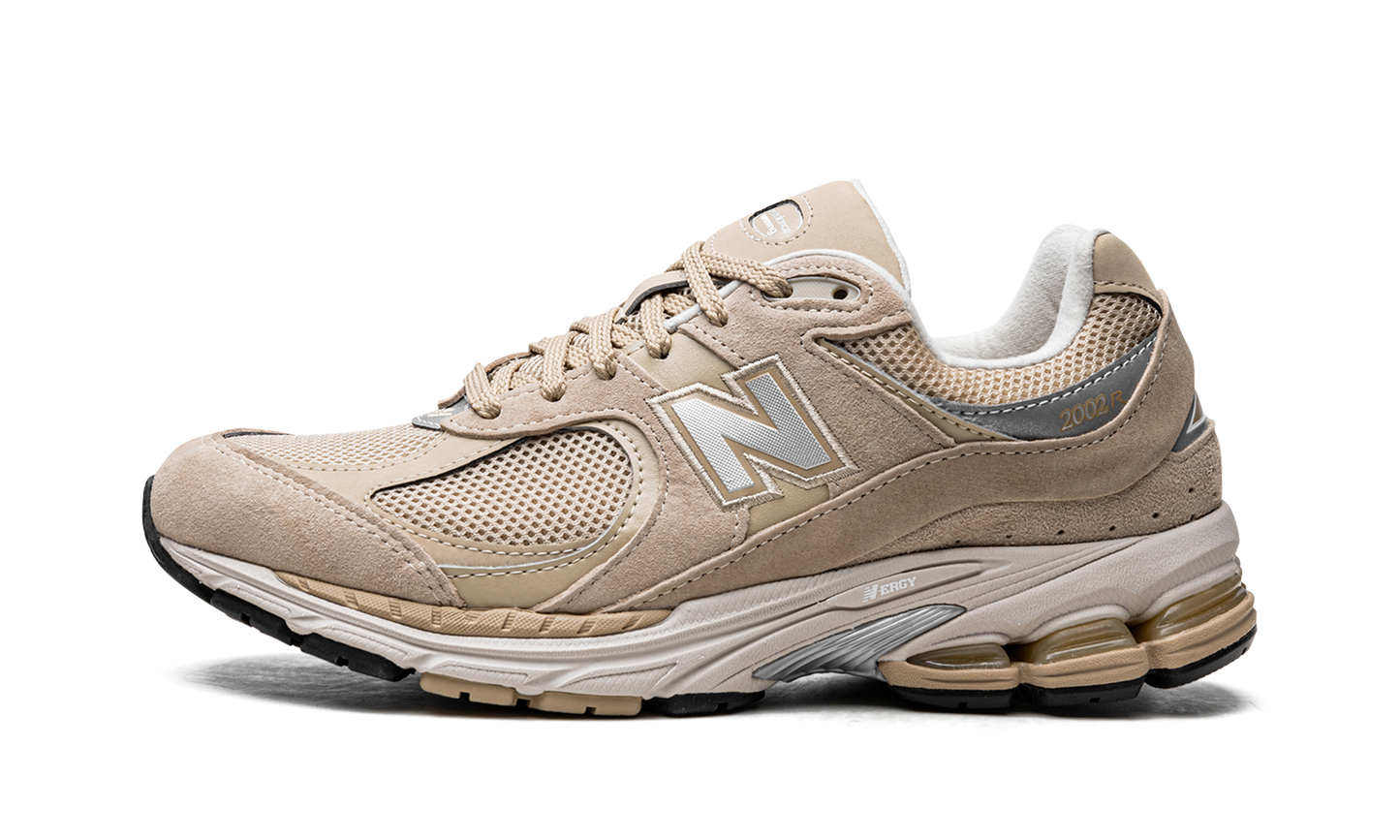 2002R "Beige" ML2002R2