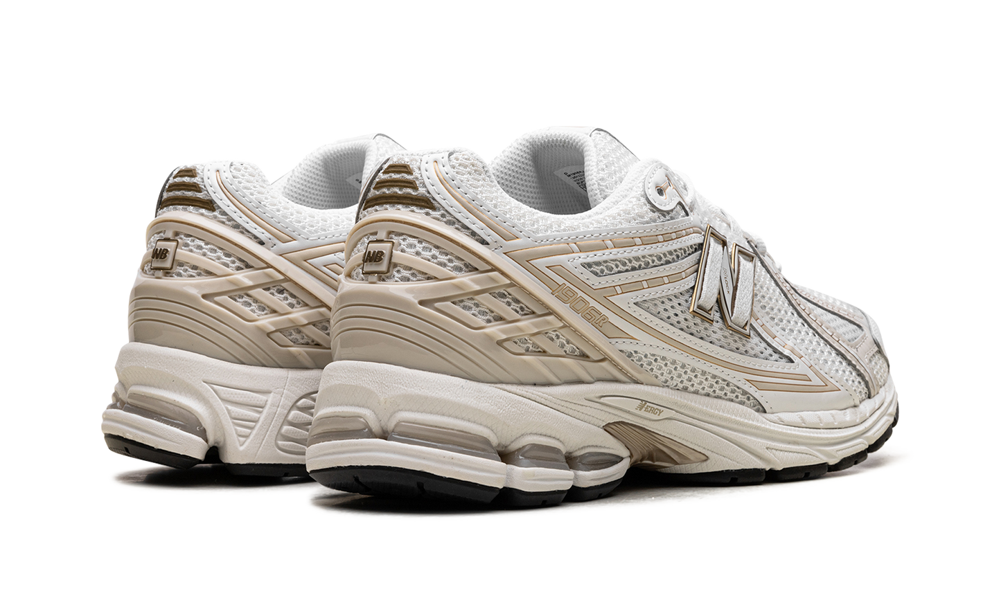 1906R "JD Sports Exclusive Reflection Timberwolf Gold" M1906RJR