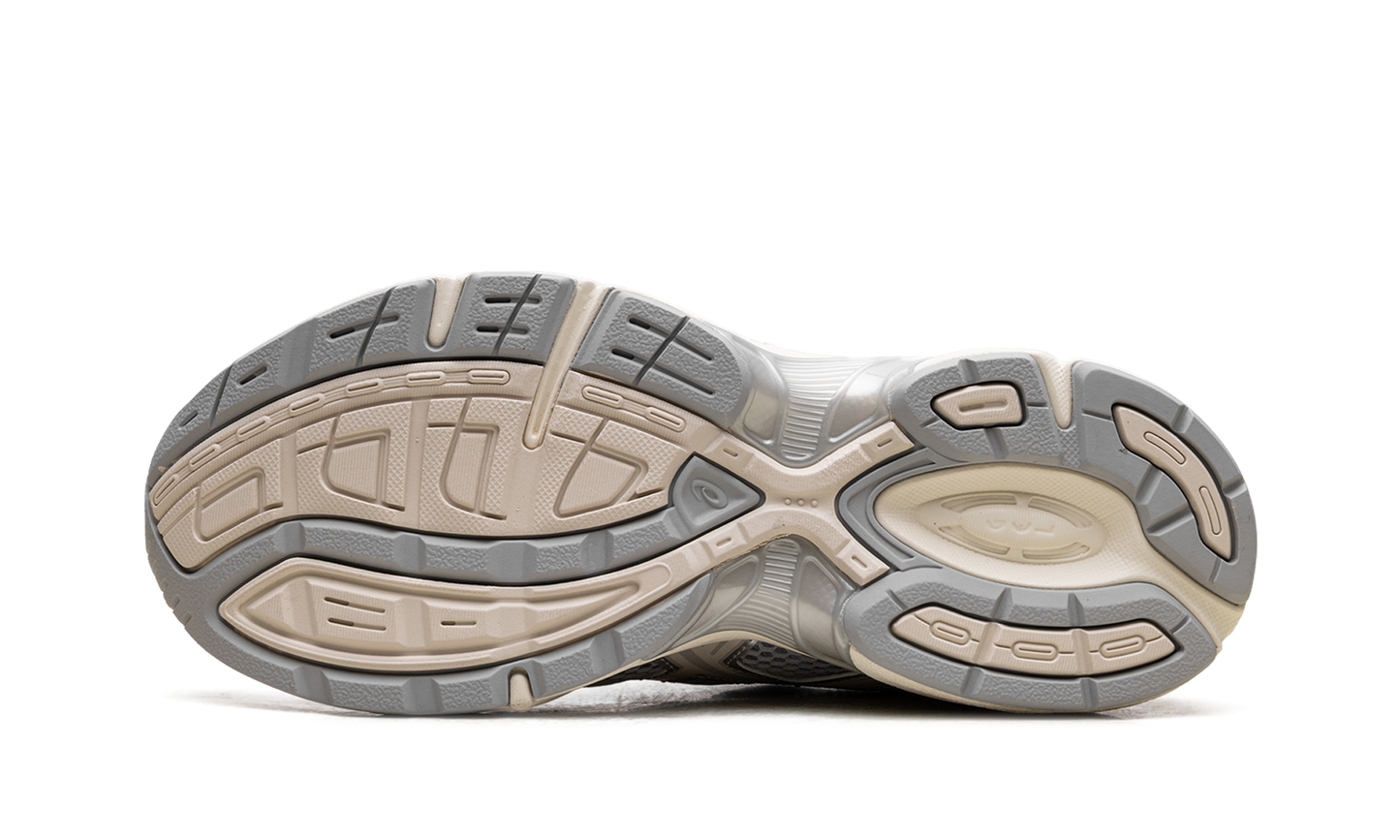 Gel-1130 WMNS "Cloud Grey Oatmeal" 1202A164 023