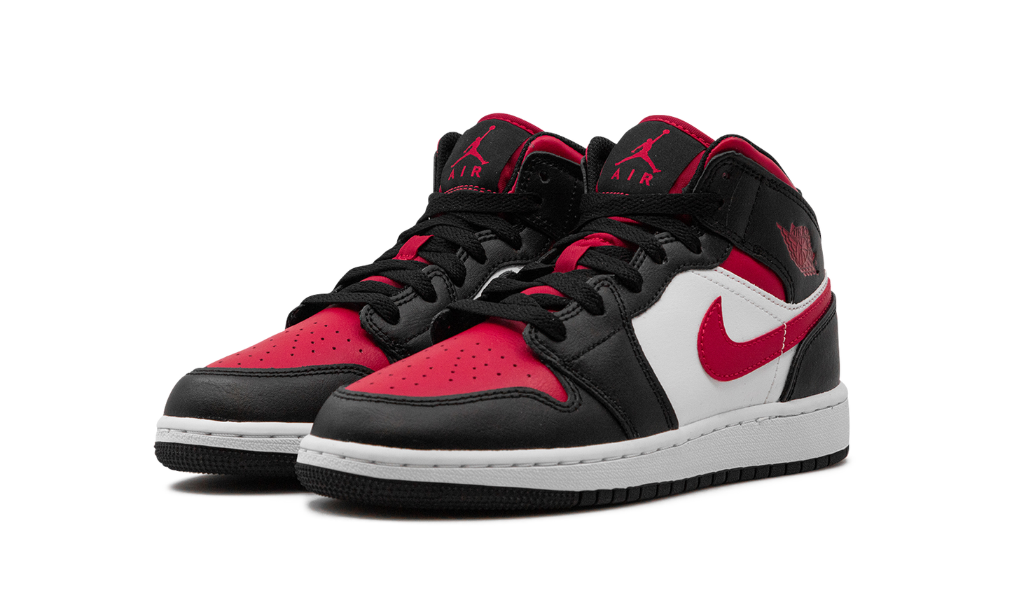 Air Jordan 1 Mid GS "Alternate Bred Toe" 554725 079