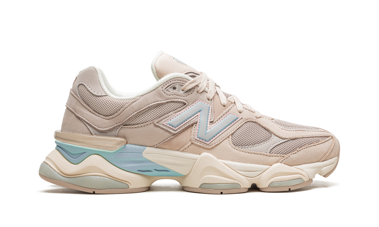 9060 "Ivory" U9060WCG