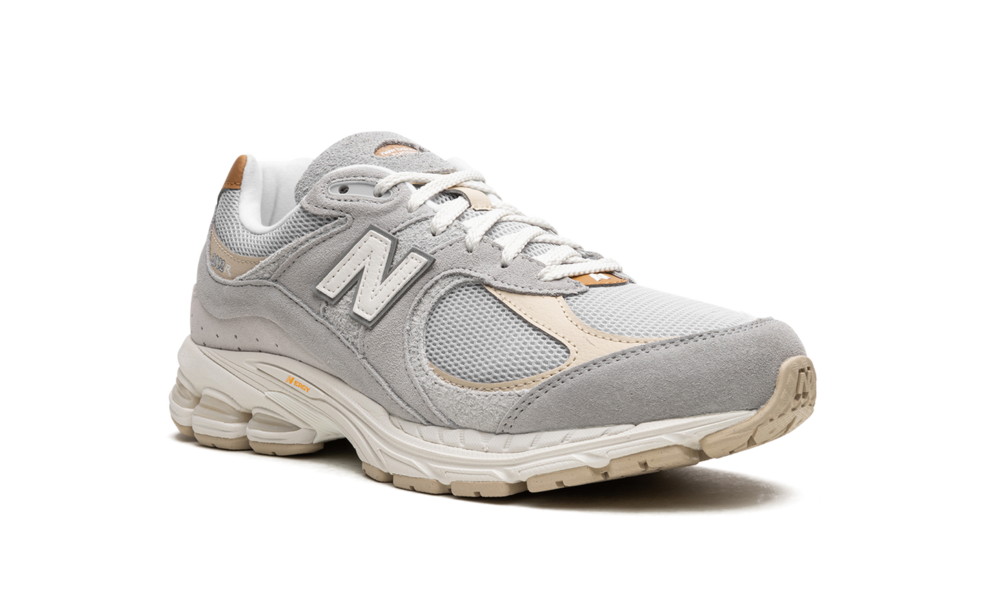 2002R "Concrete" M2002RSB