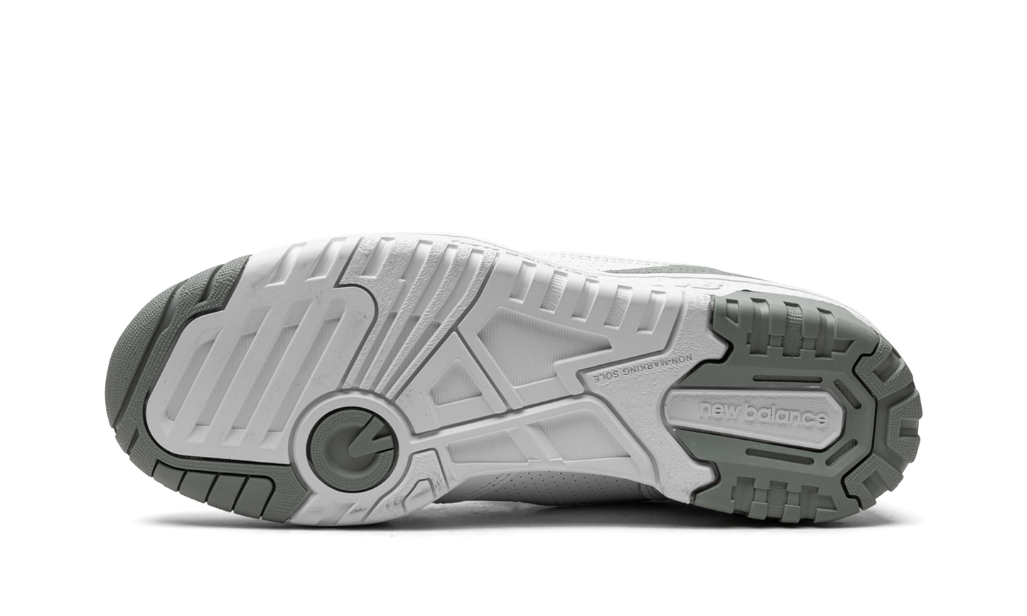 550 WMNS "White Juniper" BBW550BG