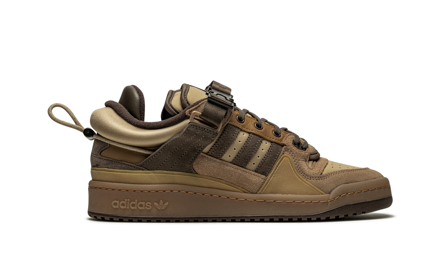 Forum Buckle Low "Bad Bunny - The First Cafe" GW0264