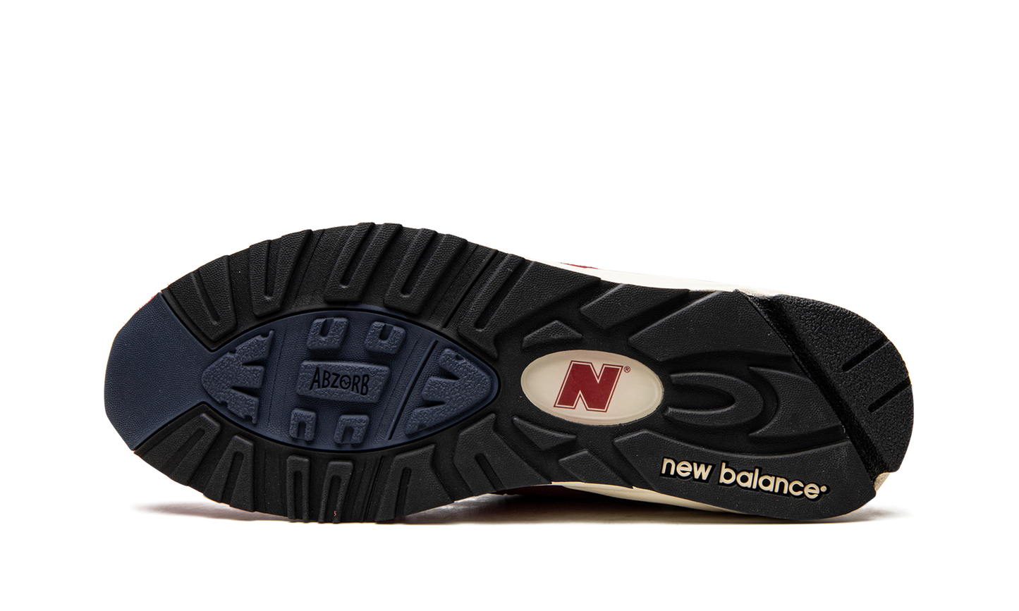 990v2 Made In USA "Chrysanthemum" M990AD2