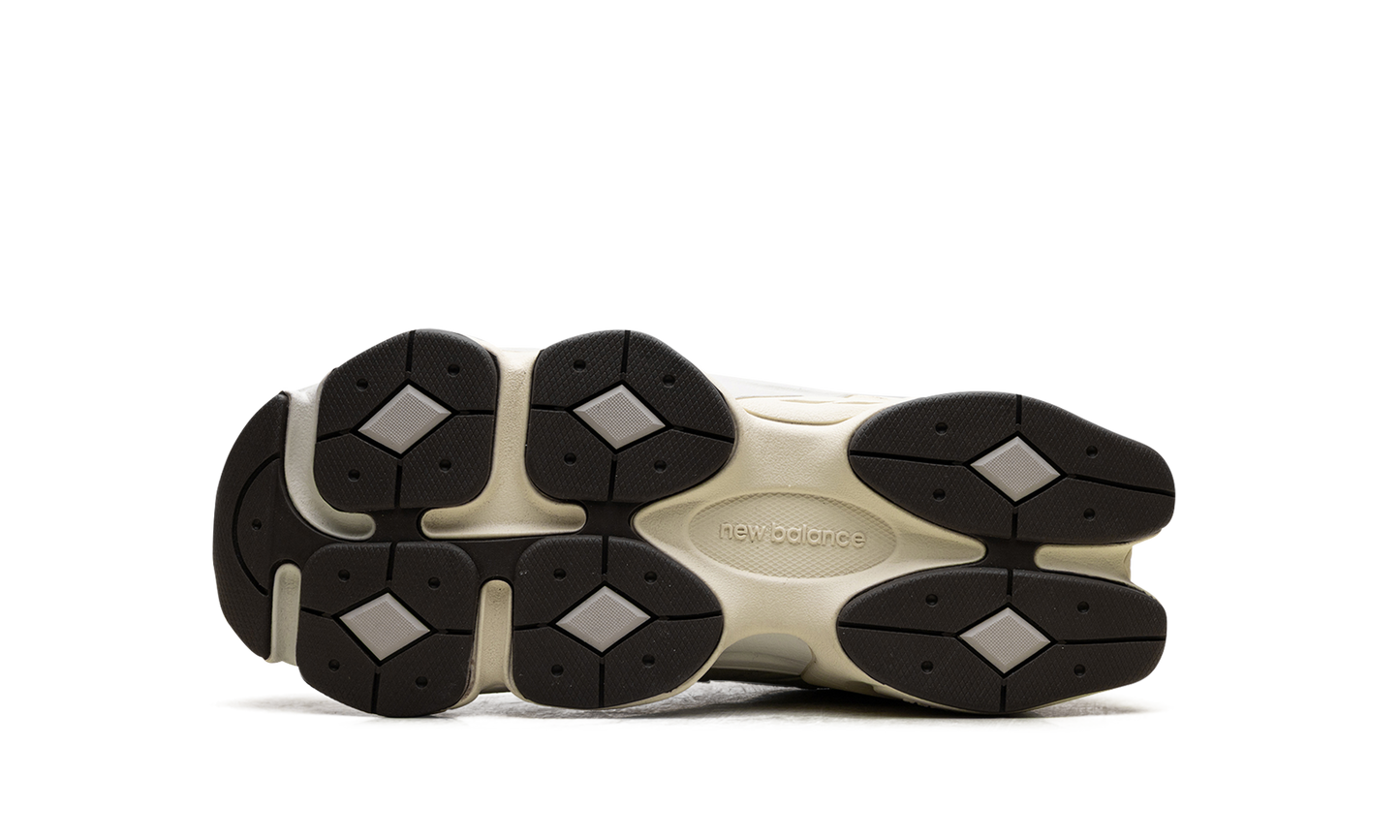 9060 GS "Olivine" GC9060EE