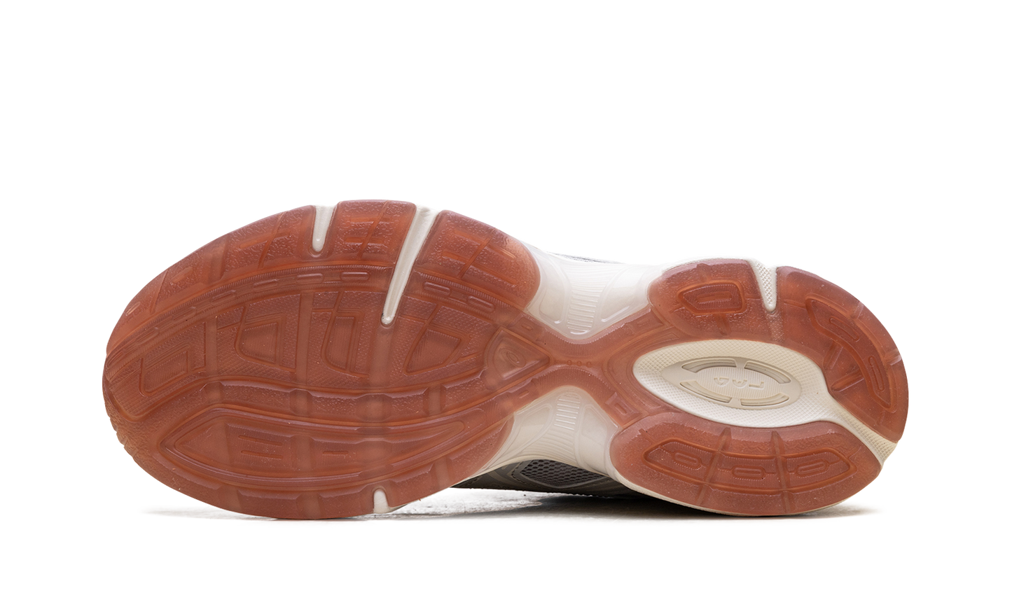 Gel-1130 WMNS "Cloud Grey Gum" 1202A514 020