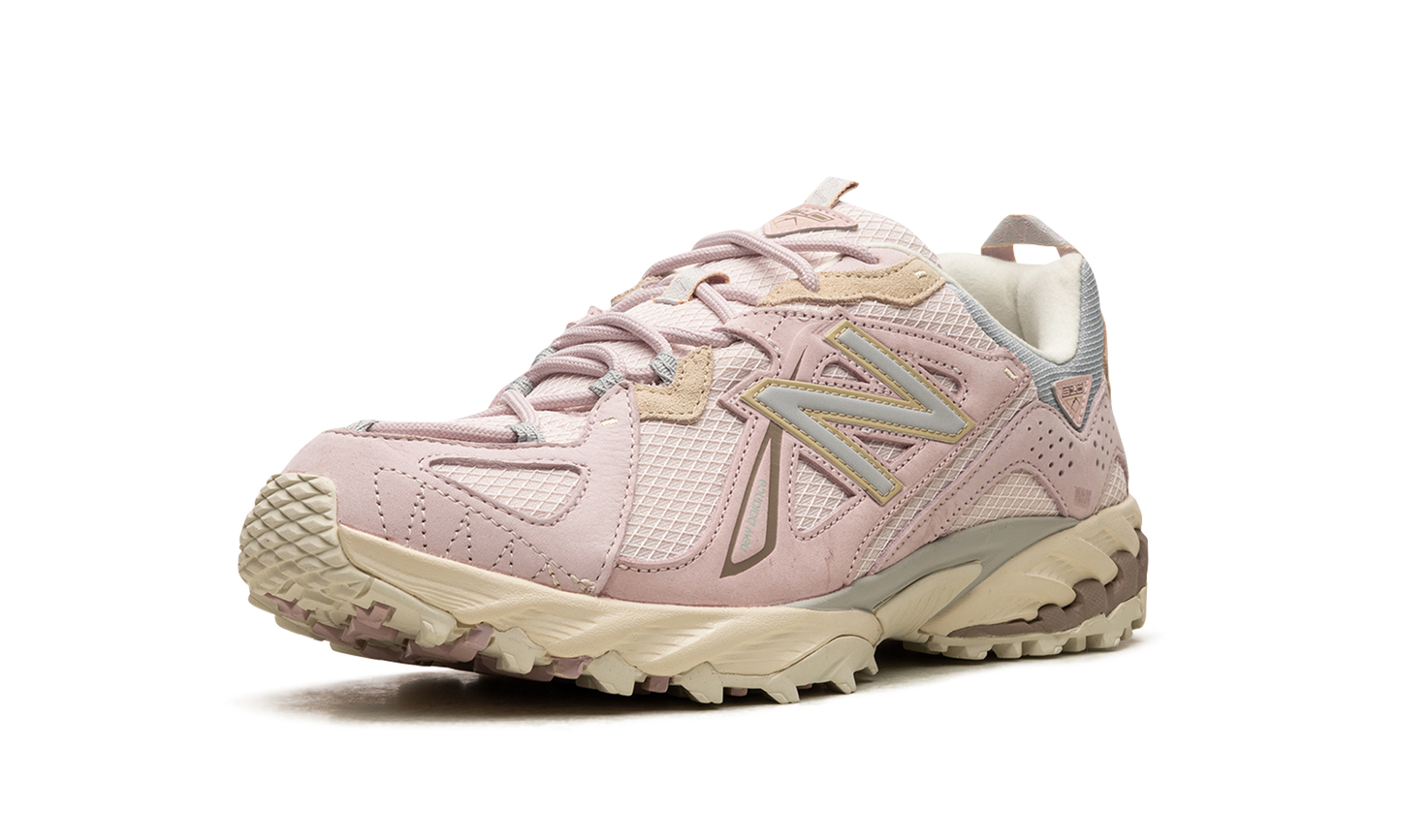 610 "Stone Pink" ML610TH