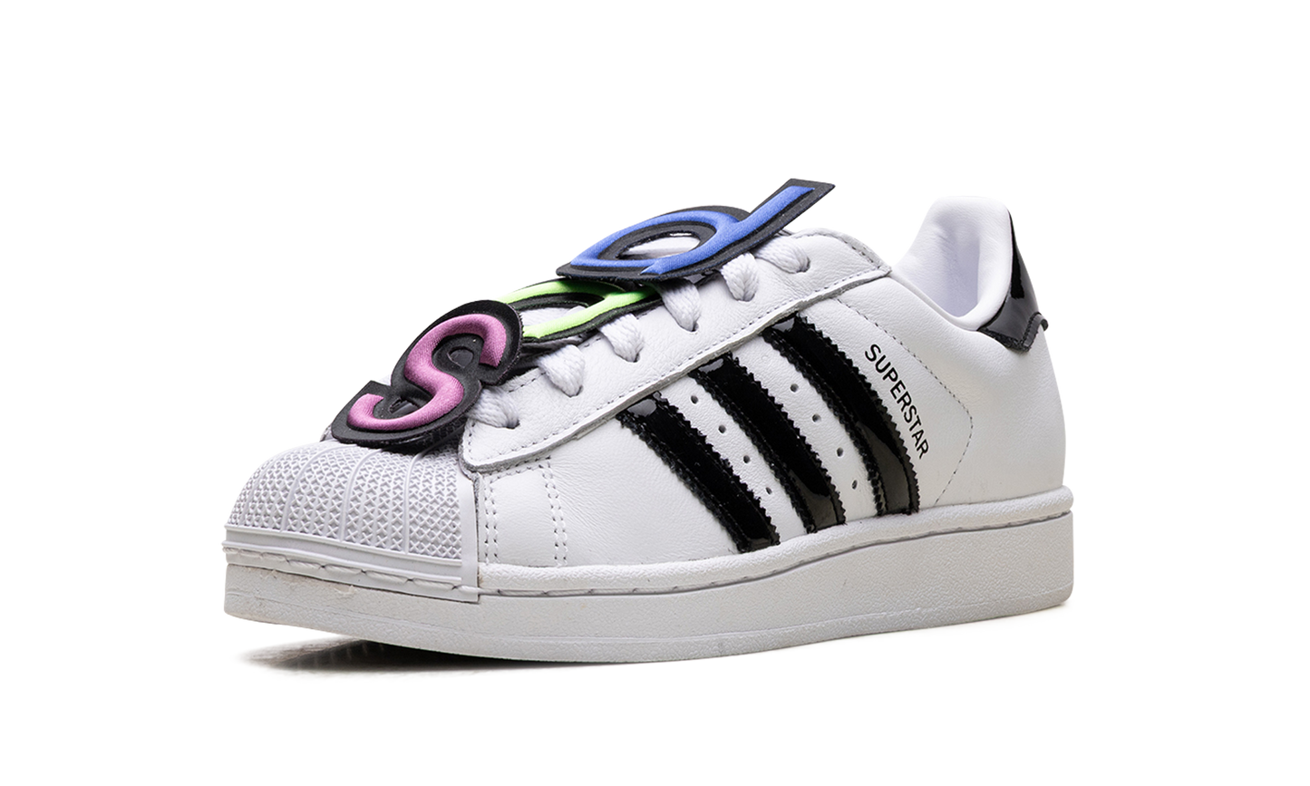 SUPERSTAR II "Jeremy Scott - White" JR3584