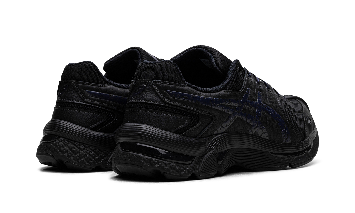 GEL-Kiril 3 "Kiko Kostadinov - Black Deep Blue" 1203A644 001