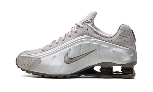 Shox R4 "Cave Stone" HQ1988 200