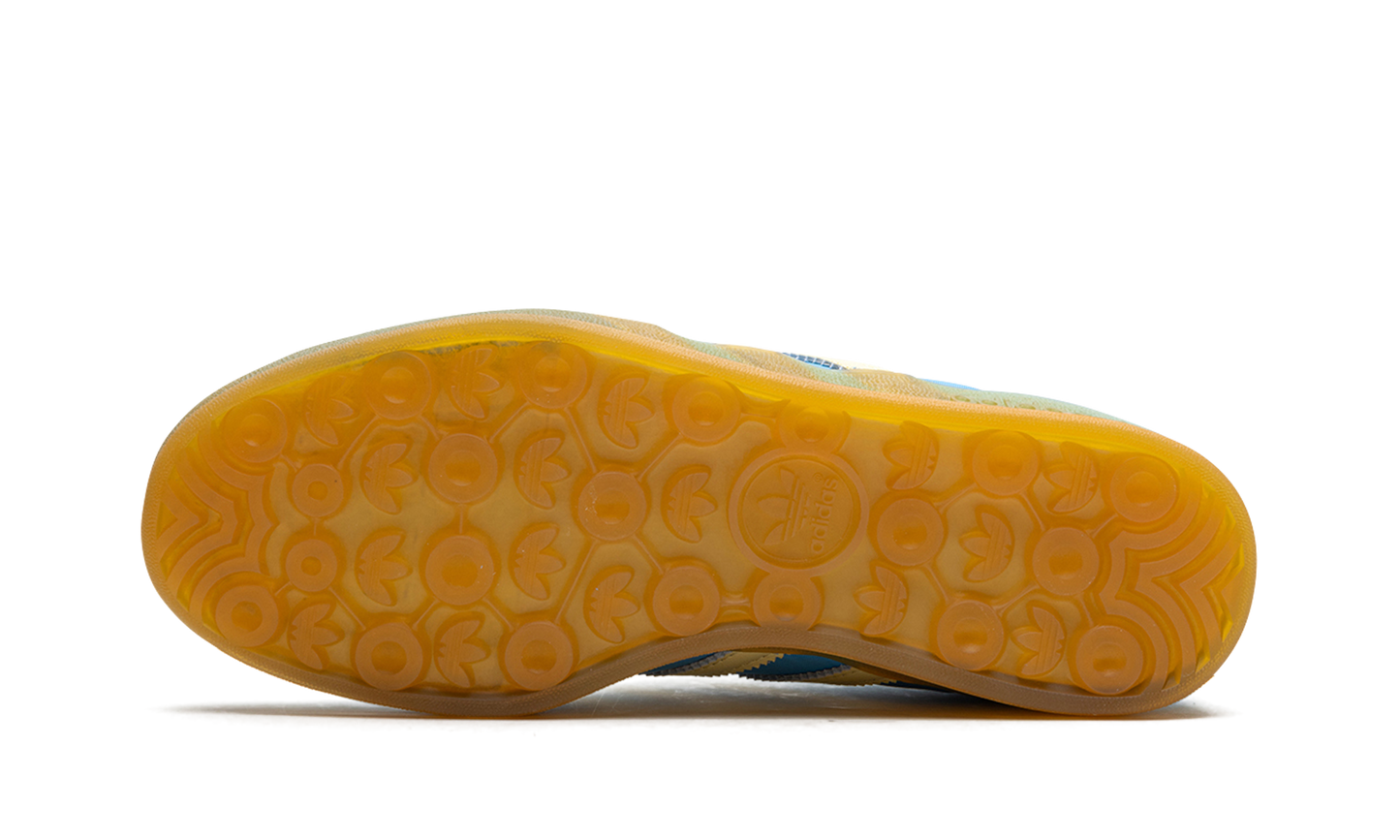 Gazelle Indoor WMNS "Semi Blue Burst Almost Yellow" IE2960