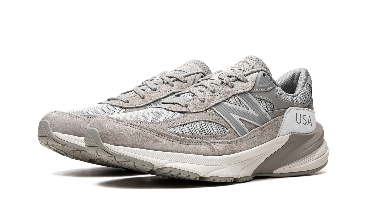 990v6 "WTAPS - Grey" M990WT6