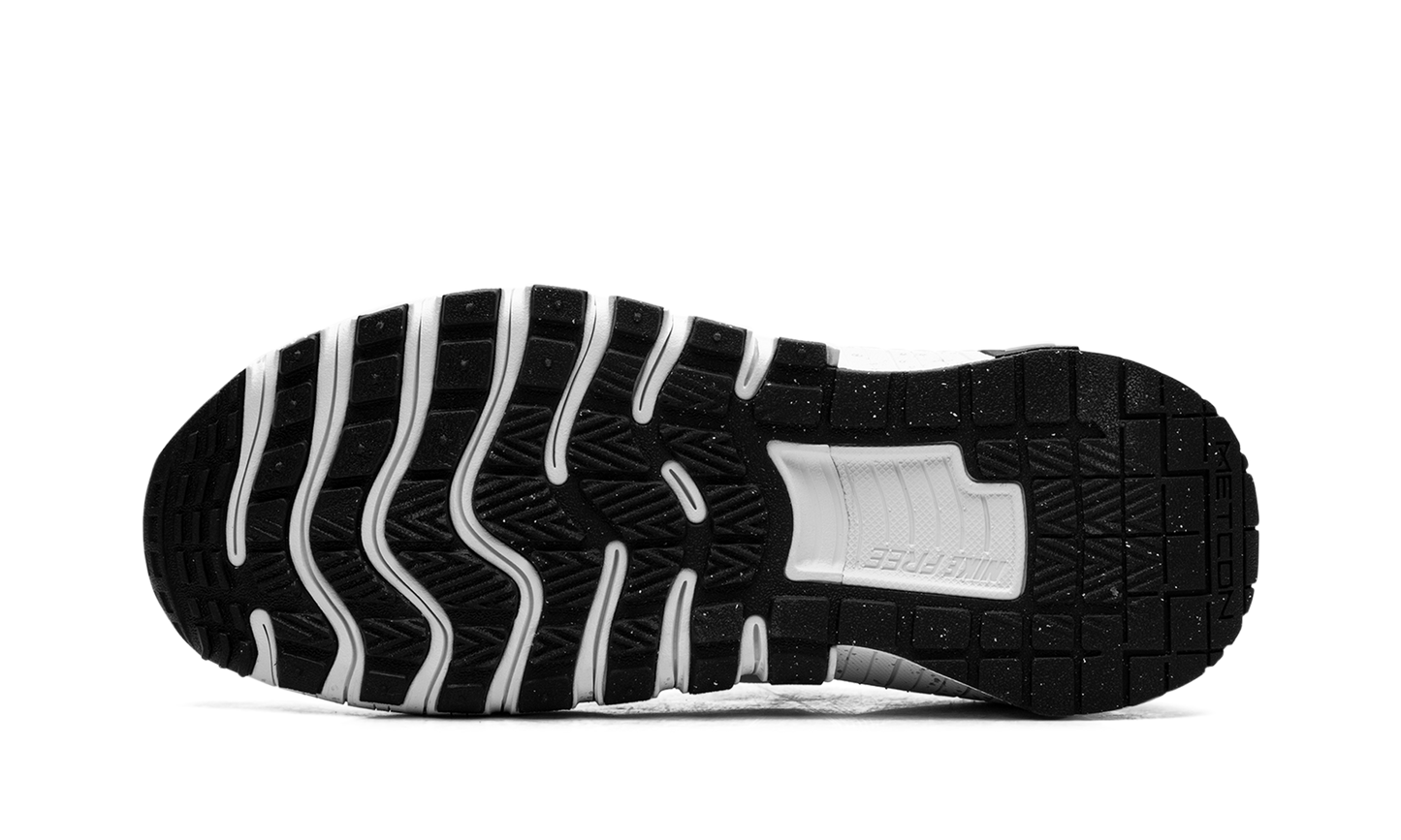 Free Metcon 6 WMNS "White Metallic Silver Light Smoke Grey Black" HQ3510 100