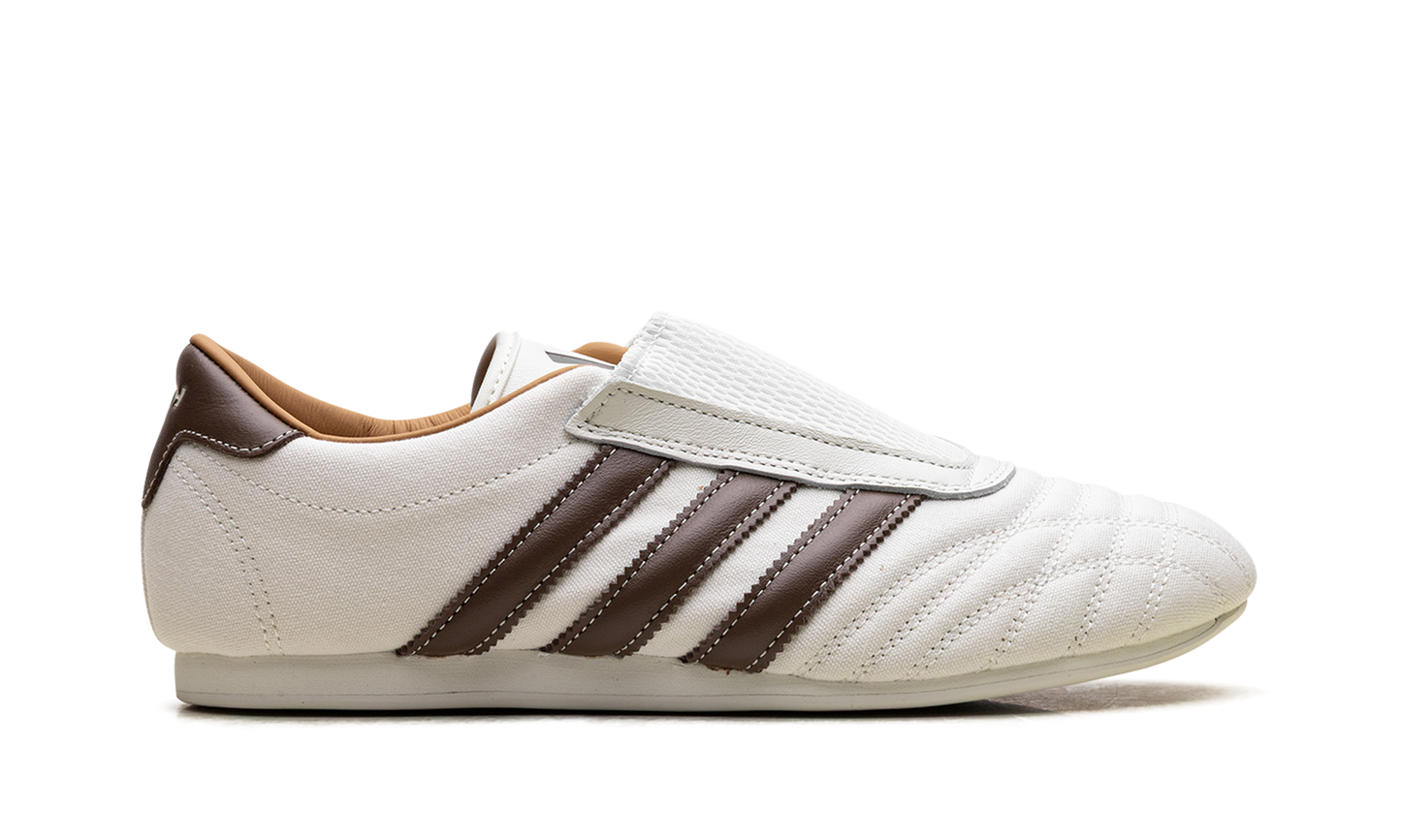 Taekwondo "Kith - Natural Canvas Coffee" JR7036