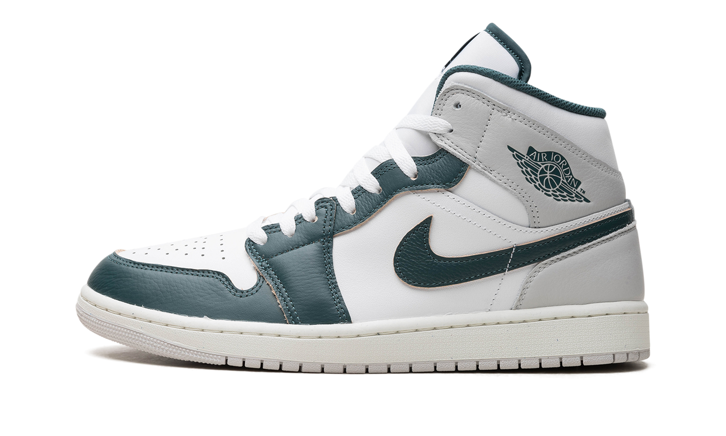 Air Jordan 1 "Oxidized Green" FQ7720 103