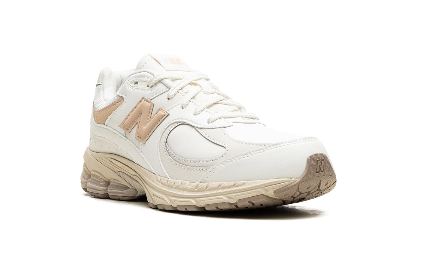 2002 GS "Beige / White" GC2002VF