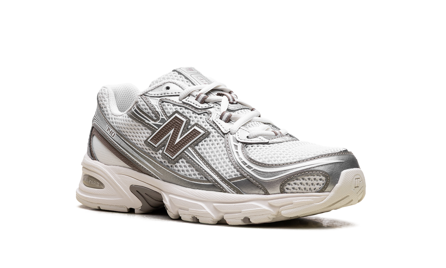 740 "Arid Stone" U740MU2