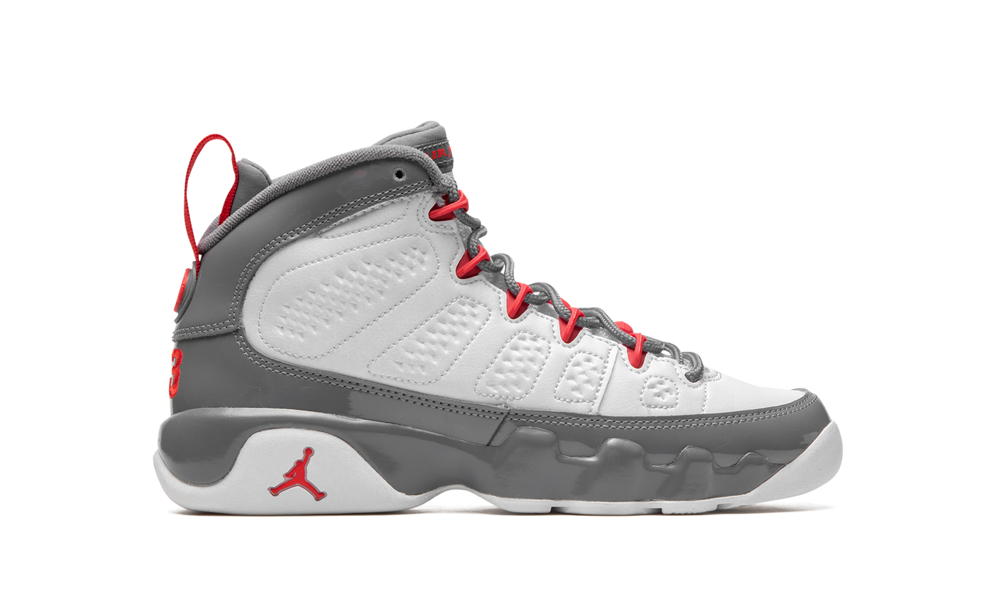 Air Jordan 9 GS "Fire Red" 302359 162