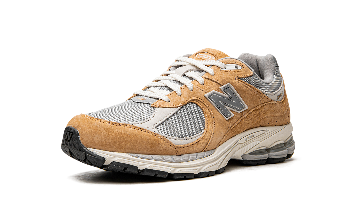 2002R "Sweet Caramel" M2002RHM