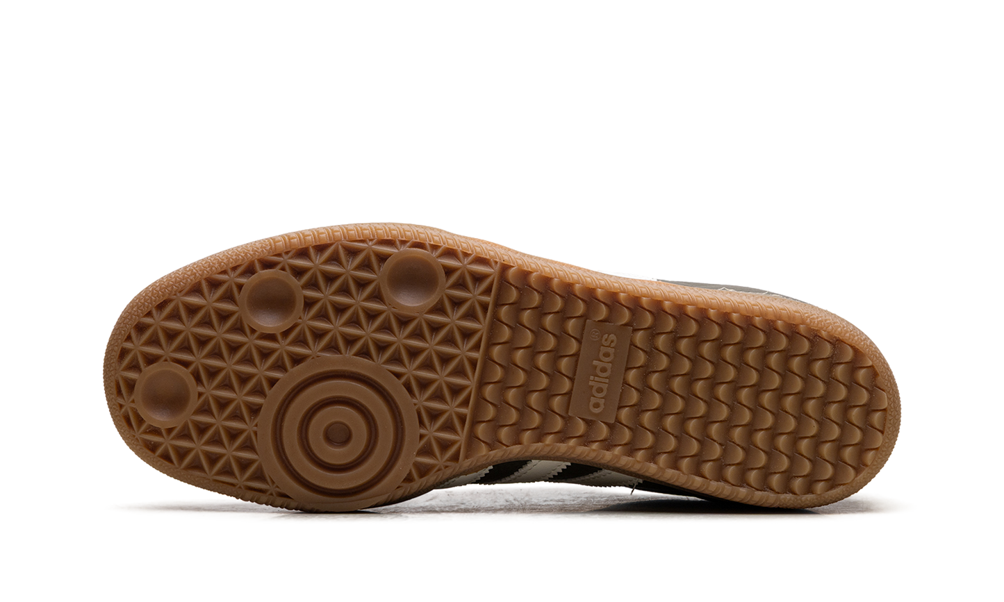 Samba OG "med dark khaki/off-white/gum" JR0890