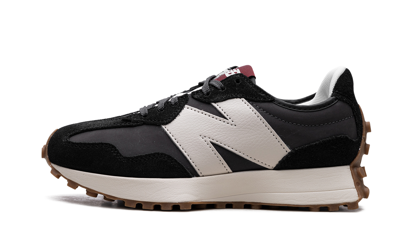 327 WMNS "Black Moonbeam" WS327KC